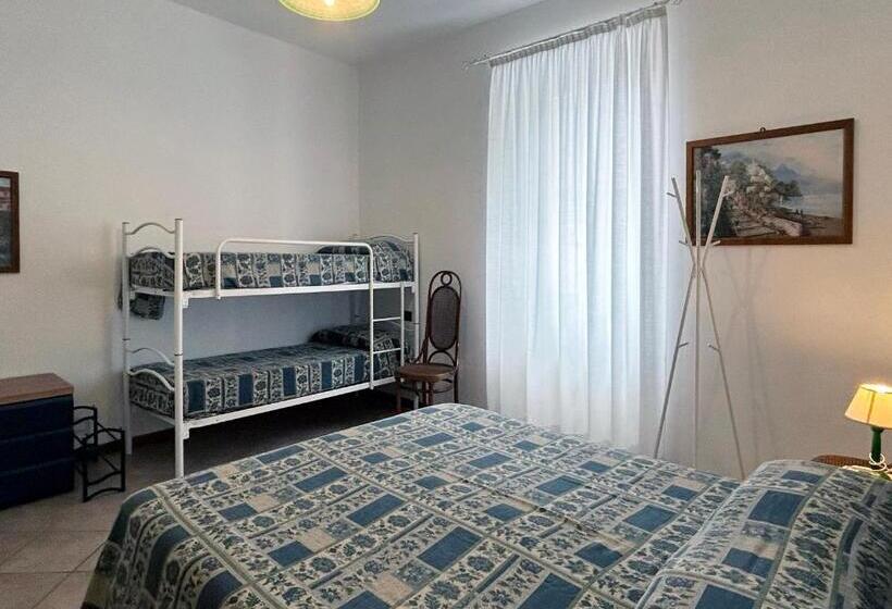 דירת חדר, Barzio Village Hideaway