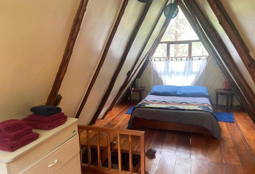 کلبه ییلاقی, The Lookout Hideaway Cabin