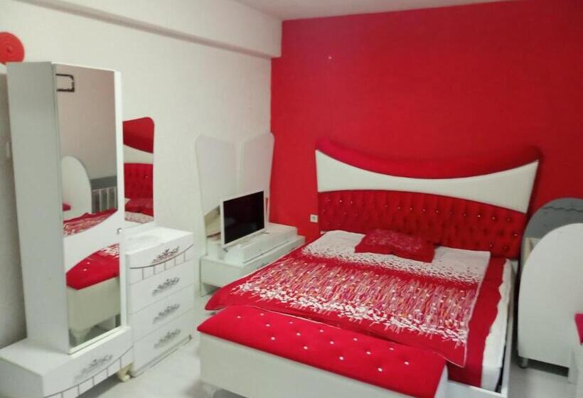 اتاق لوکس خانوادگی, Skopje Motel