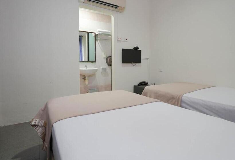 اتاق لوکس, Amrise Hotel, Check In At 10pm, Check Out At 9am