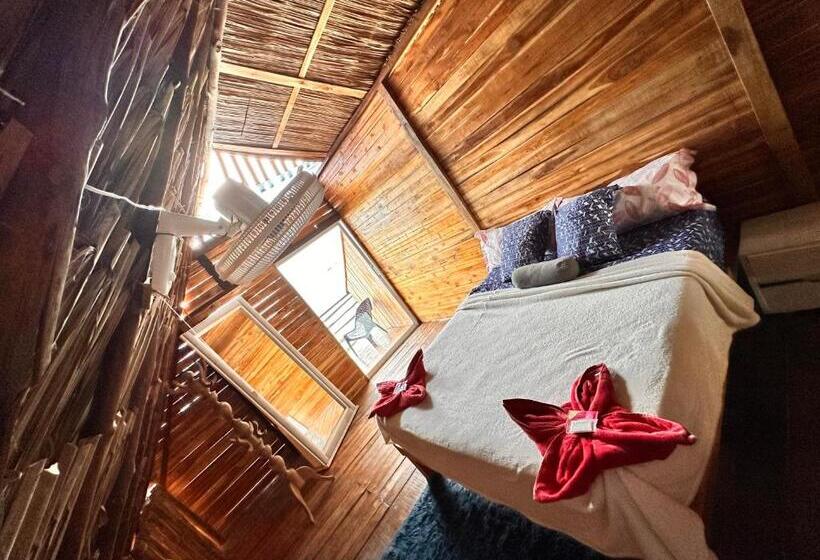 Deluxe Suite Sea View, B & B Maggy_beach