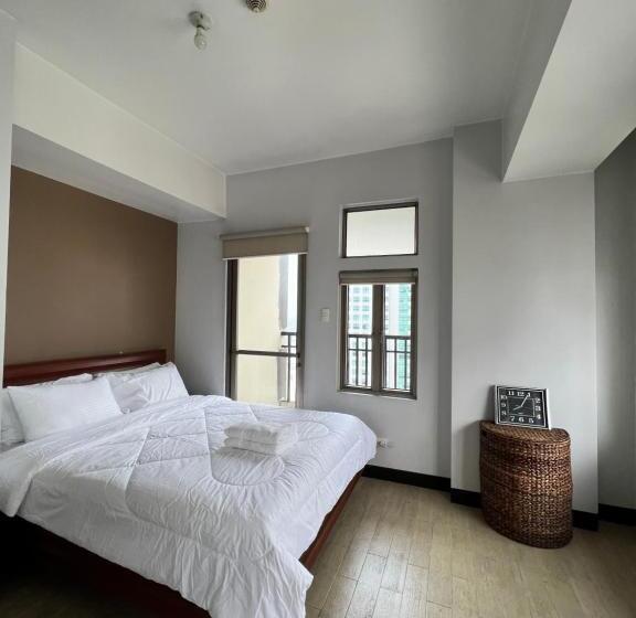 Апартаменты 3 Спальни, Cozy & Spacious 3br Unit In Manhattan Parkview Tower2