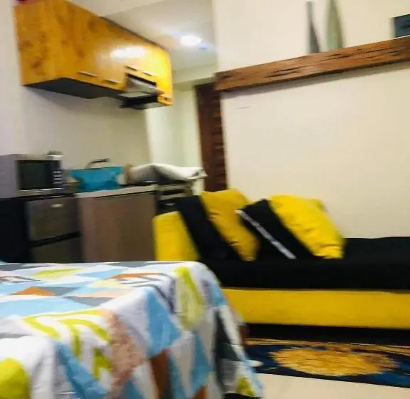 Monolocale Standard, Edward S Bed 1