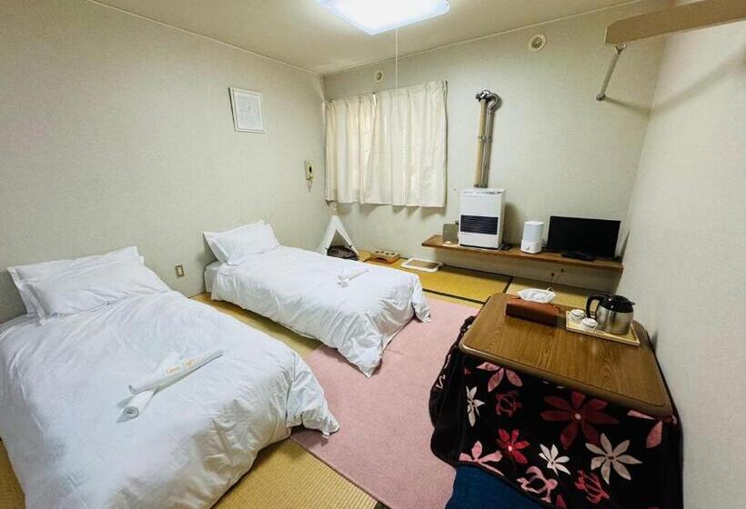 اتاق اکونومی, 北志賀ライムライト