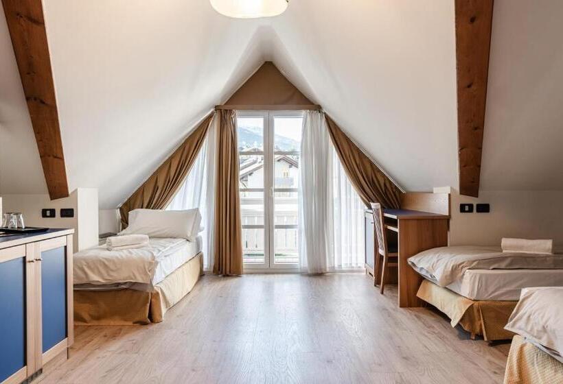 חדר סטנדרט לארבעה, Garni Meledrio