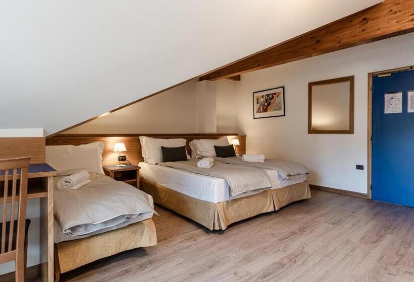 חדר סטנדרט לארבעה, Garni Meledrio