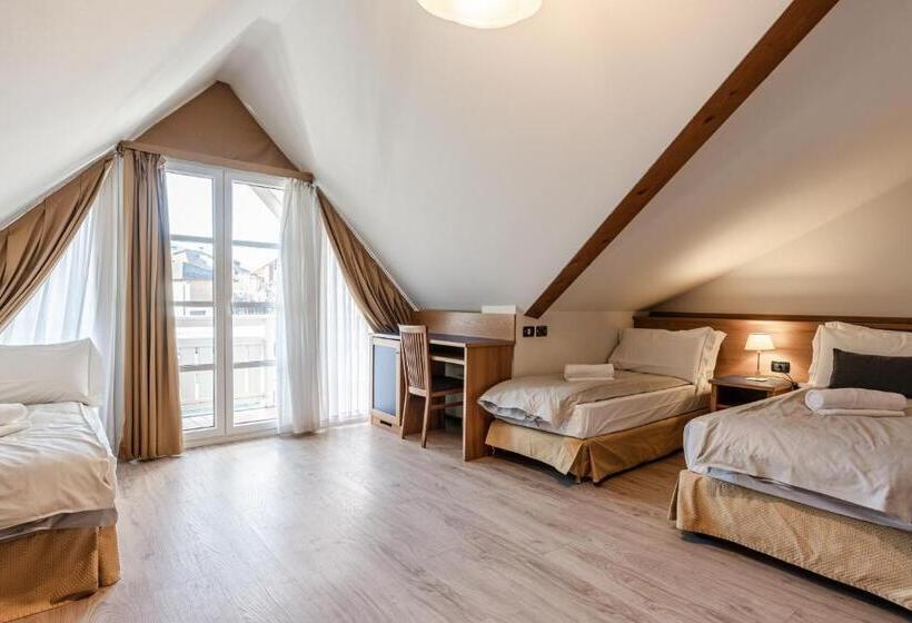 חדר סטנדרט לארבעה, Garni Meledrio