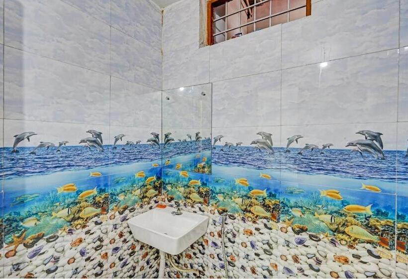 Трехместный Номер Классика, Oyo Vashudev Garden