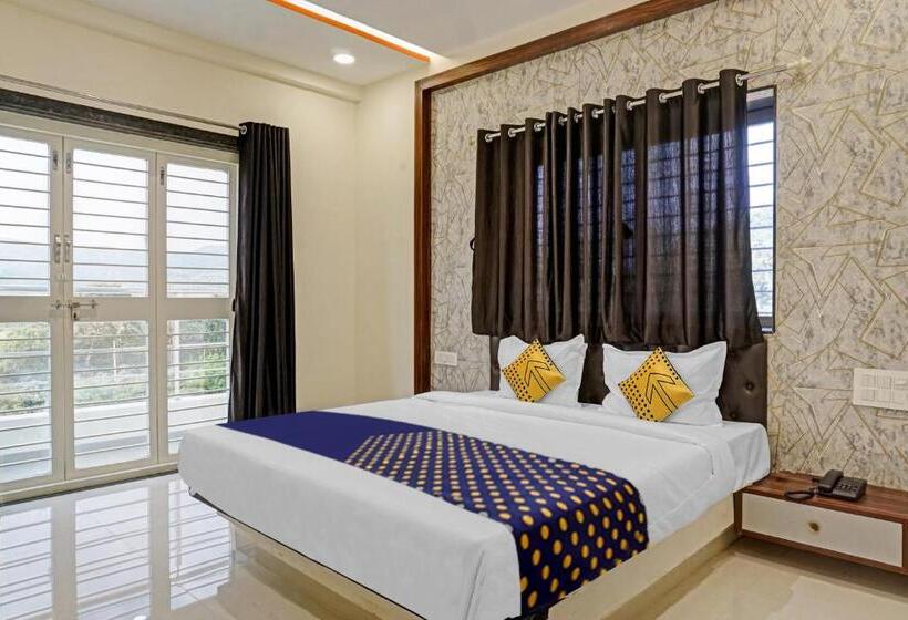 Трехместный Номер Классика, Spot On Mount View Lodging
