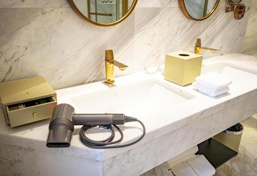 Standard Room, Yoho Treasure Island