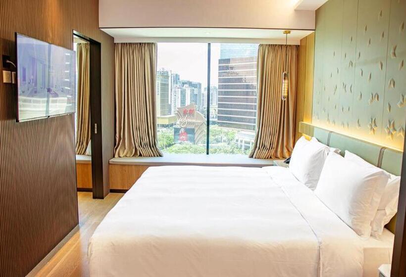 Superior Suite, Yoho Treasure Island