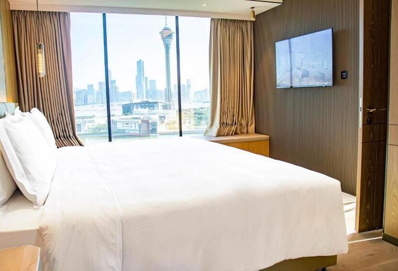 Deluxe Suite Sea View, Yoho Treasure Island