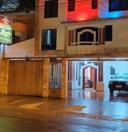 スタンダードトリプルルーム, Jomaley , Real Hotel Jomaley