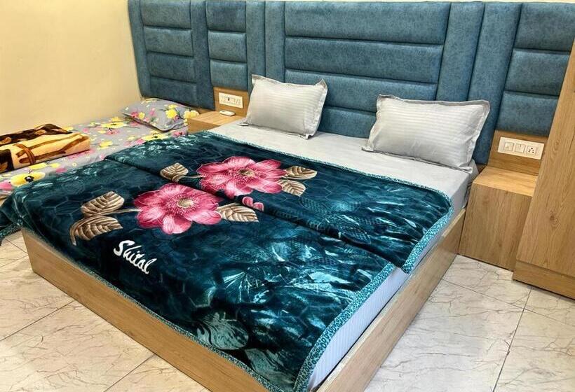 חדר סטנדרט, Avadh Guest House