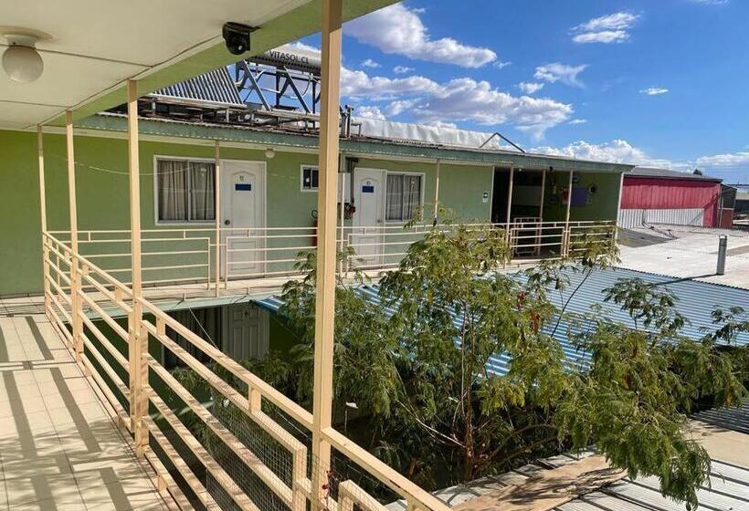 اتاق استاندارد یک نفره, Hostal Uribe