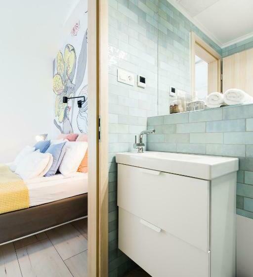 Студия Стандарт, Fifteen Boutique Rooms Budapest With Self Check In