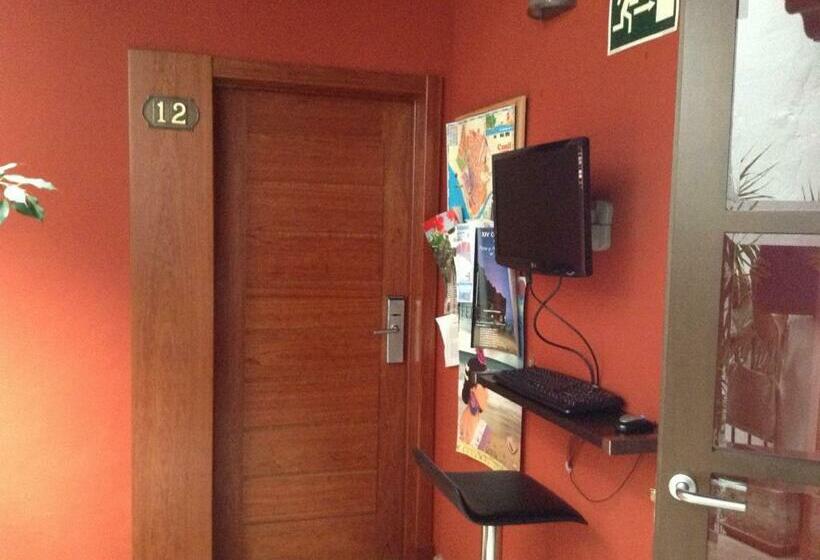 エコノミールーム, Hostal Al Andalus