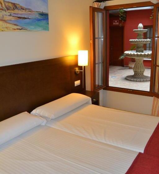 经济房, Hostal Al Andalus