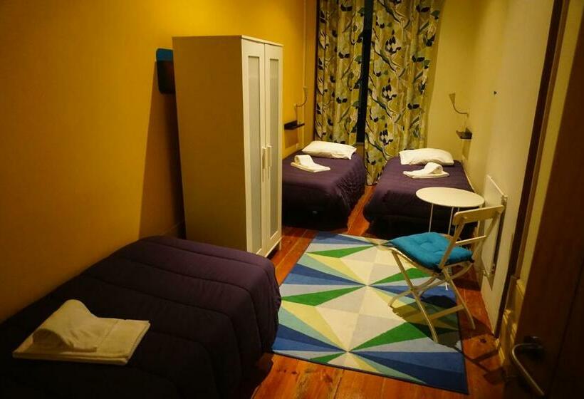 스탠다드 트리픔 룸 공동욕실, Coolhostel