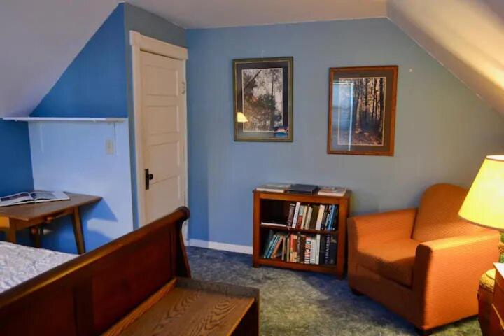 Quarto Economy, Eugene Lodge And International Hostel