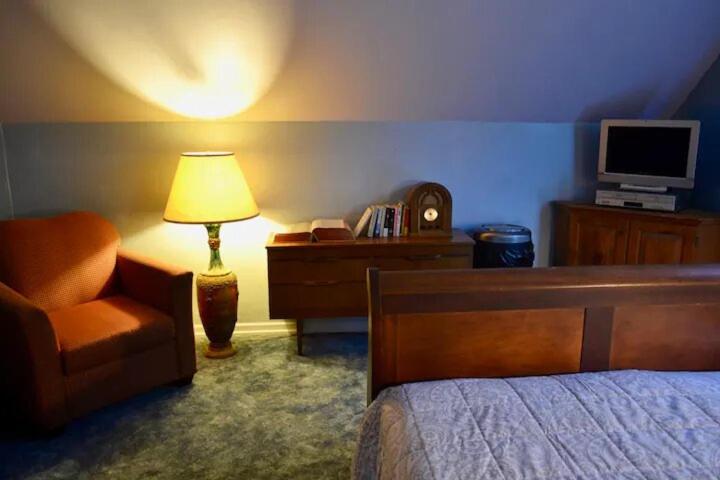 Номер Economy, Eugene Lodge And International Hostel