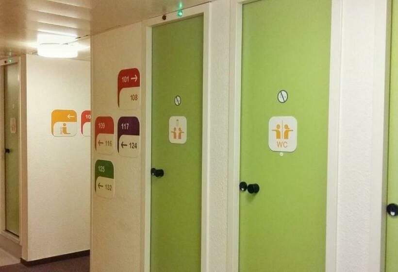 غرفة قياسية حمام مشترك, F1 Angers Ouest  Beaucouze