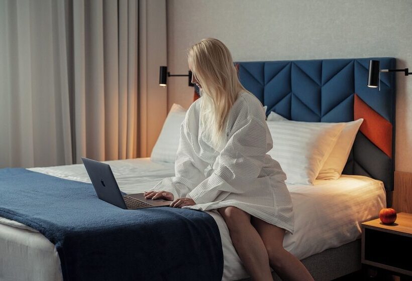 اتاق سوپریور, Faros Gdansk Airport