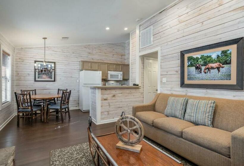 فيلا غرفتين نوم, Holiday Inn Club Vacations Piney Shores Resort At Lake Conroe