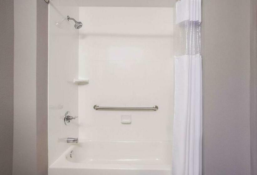 Номер Deluxe, La Quinta By Wyndham Cullman