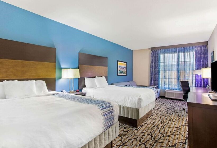 Номер Deluxe, La Quinta By Wyndham Cullman