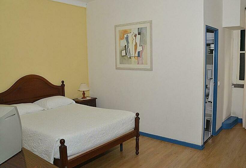 スタンダードルーム, Pensao Astoria