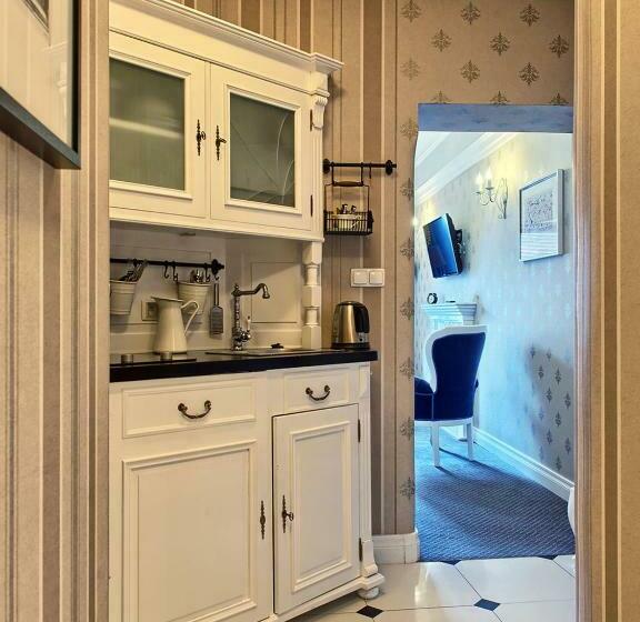 آپارتمان لوکس 1 خوابه, Sleepwalker Boutique Suites