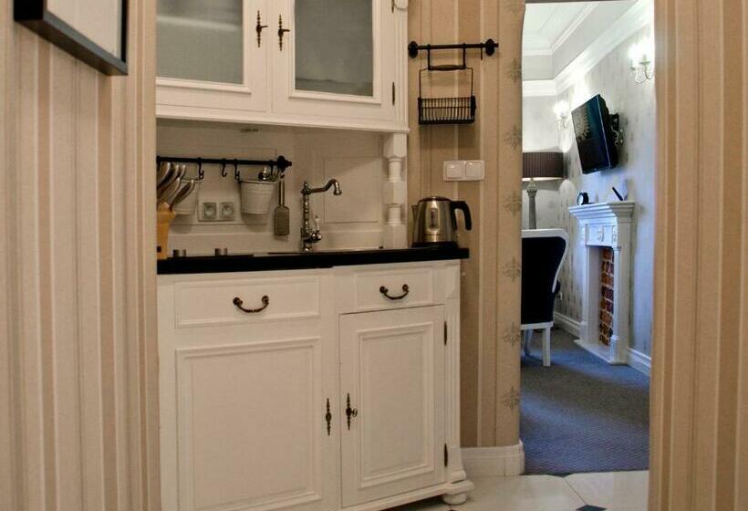 آپارتمان لوکس 1 خوابه, Sleepwalker Boutique Suites