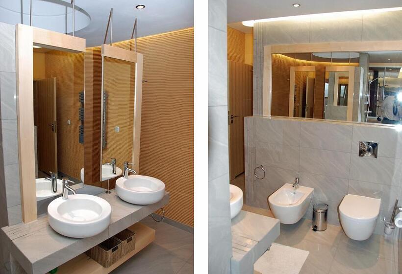 آپارتمان لوکس 2 خوابه, Sleepwalker Boutique Suites