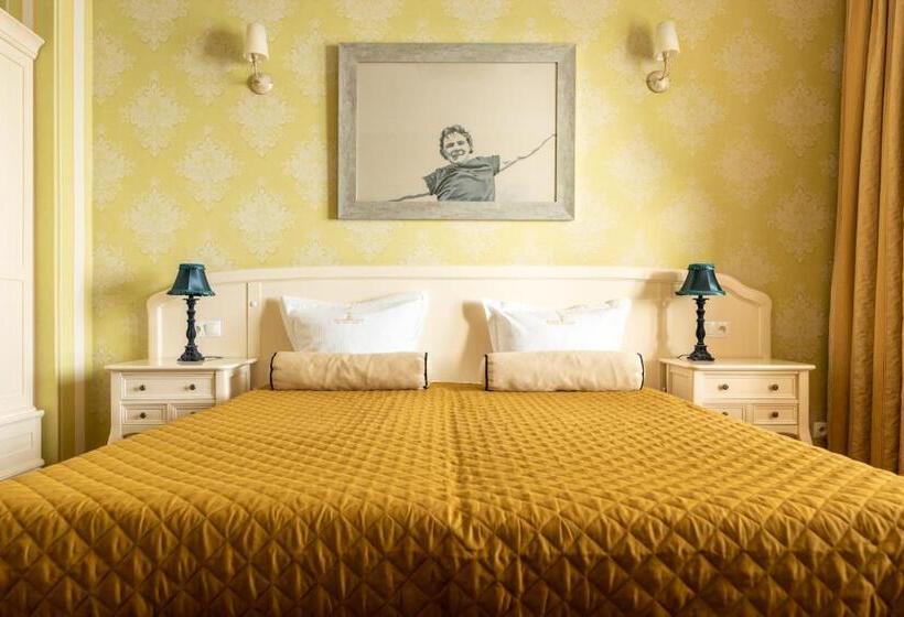 اتاق لوکس, Sleepwalker Boutique Suites