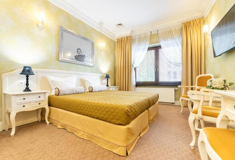 اتاق لوکس, Sleepwalker Boutique Suites