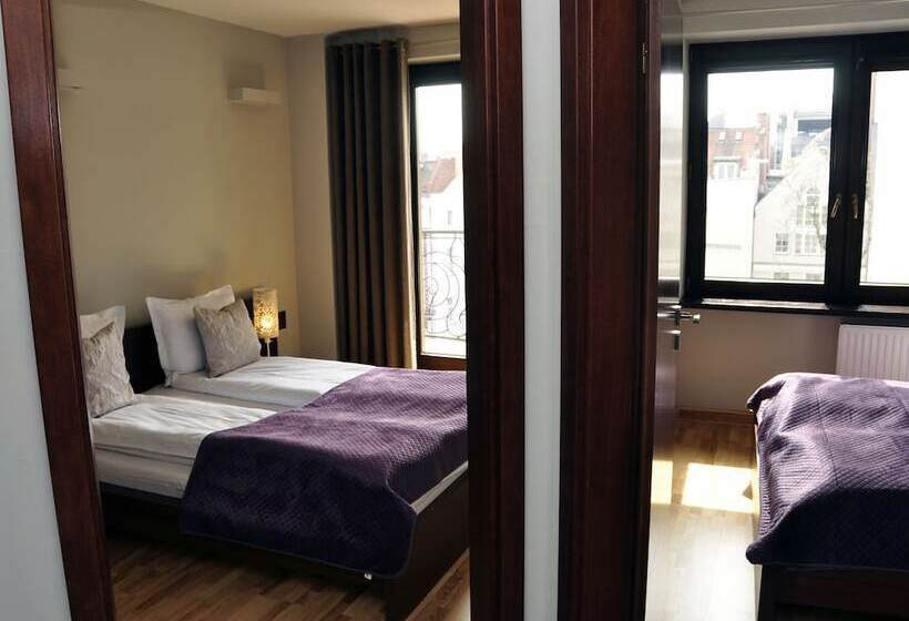 آپارتمان لوکس 2 خوابه, Sleepwalker Boutique Suites