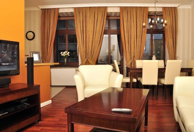 آپارتمان لوکس 2 خوابه, Sleepwalker Boutique Suites