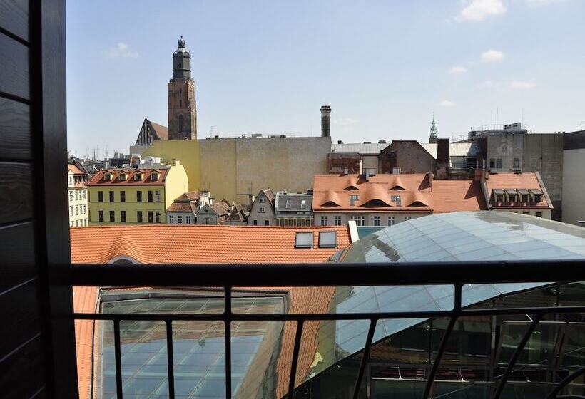 1 Bedroom Penthouse Apartment, Sleepwalker Boutique Suites