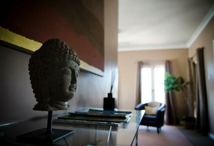 חדר סטנדרט עם מיטת קינג, Villa Costa Rose   No Loadshedding