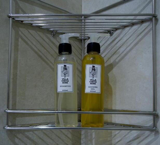 חדר סטנדרט נוף לגינה, Villa Costa Rose   No Loadshedding