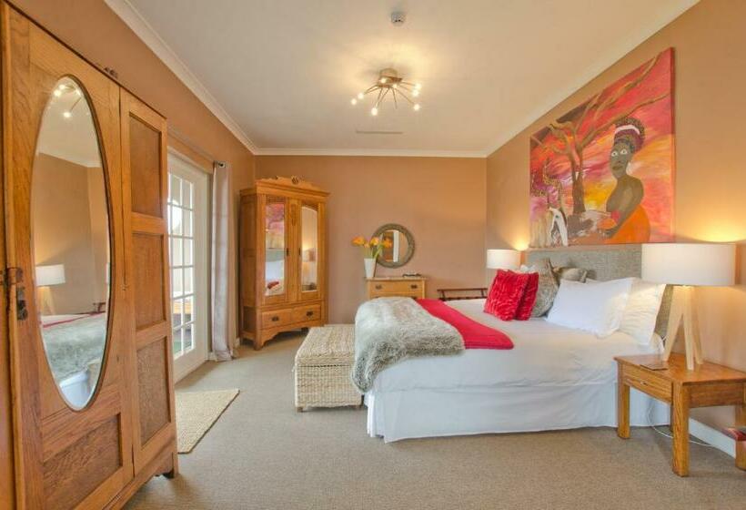 חדר סטנדרט עם מיטת קינג, Villa Costa Rose   No Loadshedding