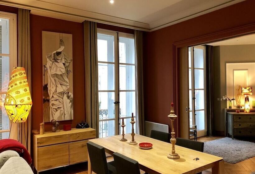 Quarto Estandar, Maison D Hôtes Bordeaux Centre Le Patio De L Intendance