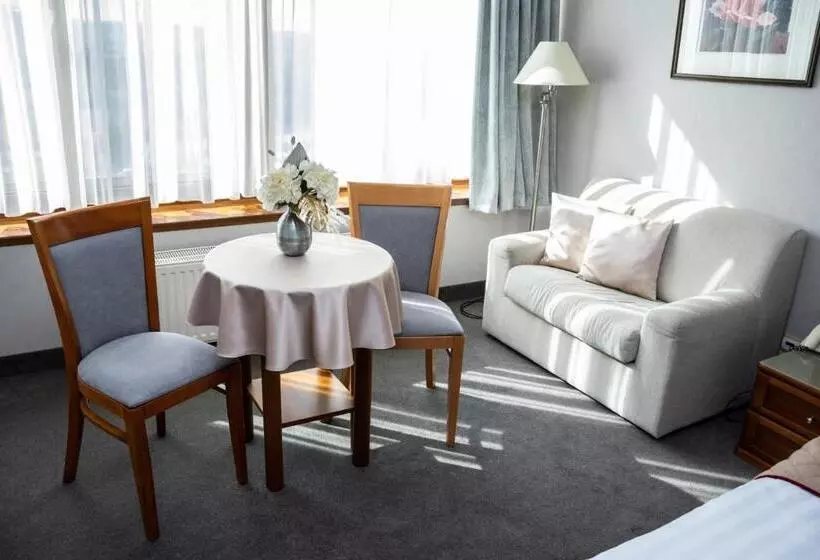 اتاق لوکس با بالکن, Rosengarten Hotel & Restaurant