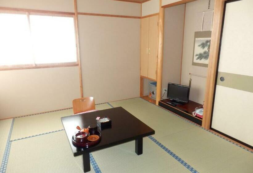 غرفة قياسية حمام مشترك, Hanagoyomi