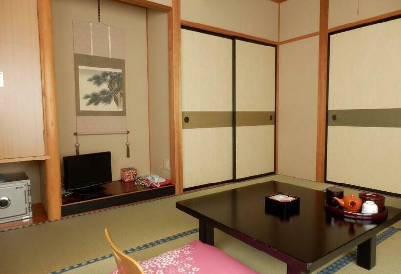 غرفة قياسية حمام مشترك, Hanagoyomi