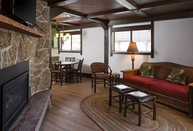 キャビン, The Landing At Estes Park   Riverside Retreat