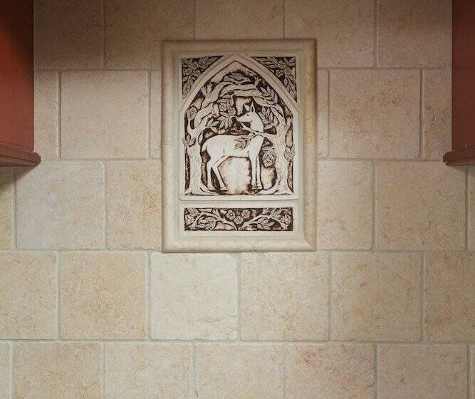 Хижина, The Landing At Estes Park