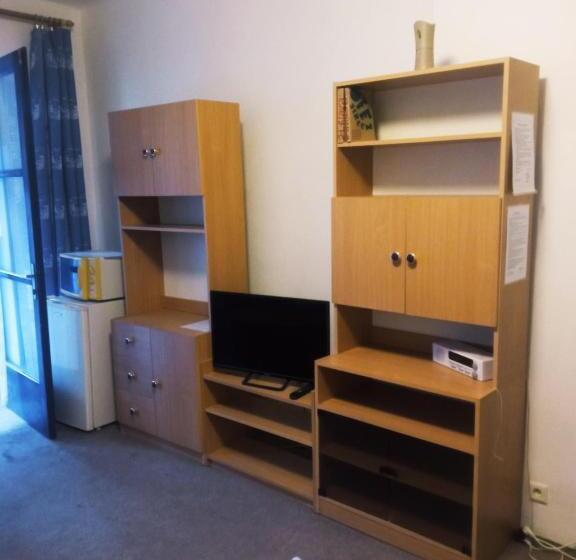 Habitación Triple Estándar con Vistas, Hostinec U Kačaby
