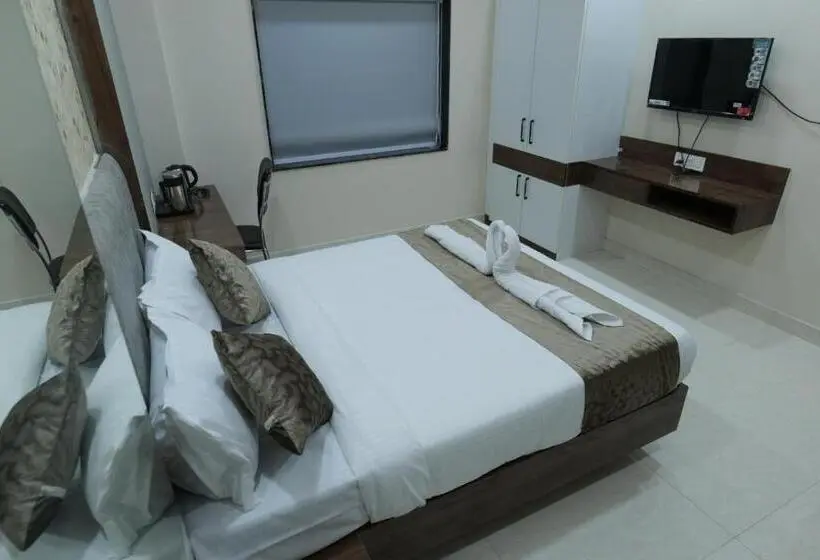 Chambre Deluxe, Adhiraj Inn